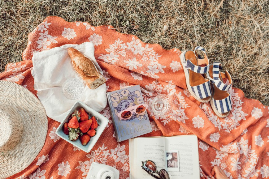 How to Romanticize Your Life This Summer